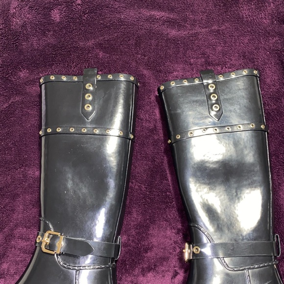 Guess Boots - Picture 2 of 6